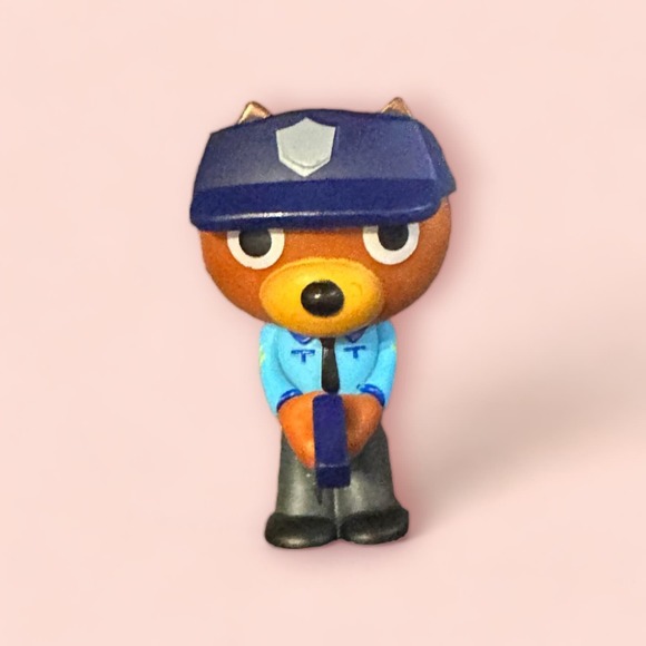 Roblox Piggy - Toy Figures - Blind Bag - Officer Doggy Figure WITH DLC CODE - Picture 1 of 1